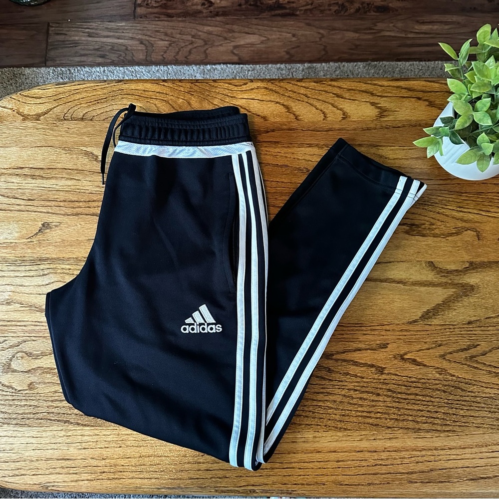 Adidas Climacool Joggers. Size M